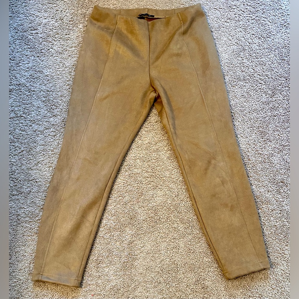 T Tahari Faux Suede Tan Pants- Size Large